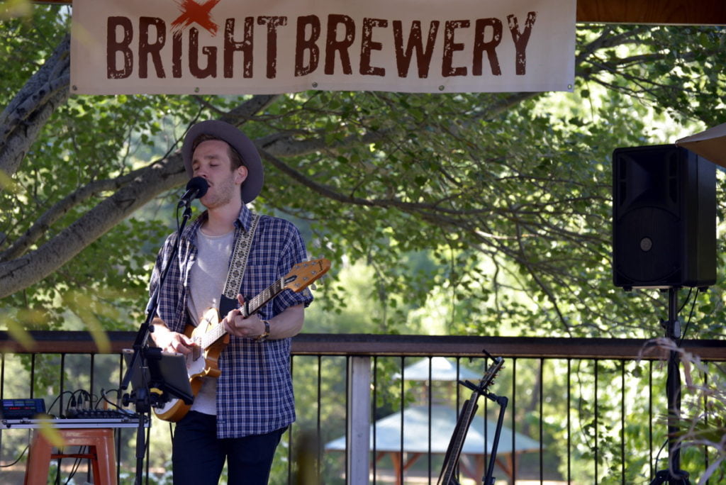 Mcrobin playing at Bright Brewery